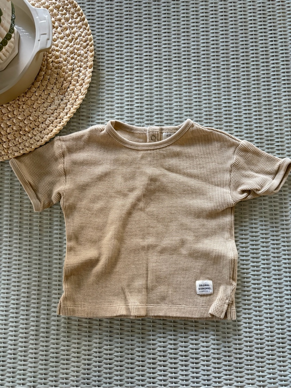 H&M Neutral Tan Waffle Short-Sleeve Tee